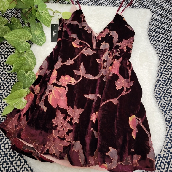 Lulu's Catharine Floral Print Burnout Velvet Mini Dress Size Medium - Picture 5 of 12
